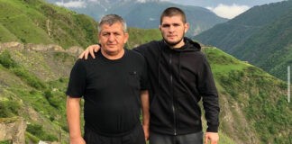 Ο Khabib με τον Abdulmanap