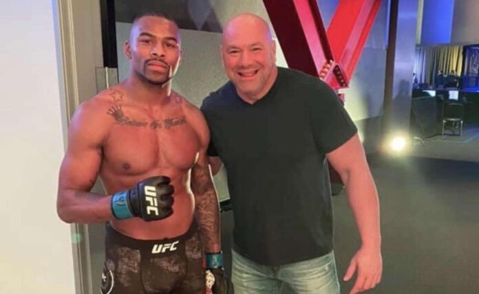 Khaos Williams και Dana White