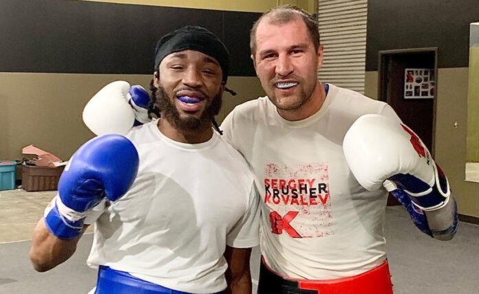 Ο Sergey Kovalev